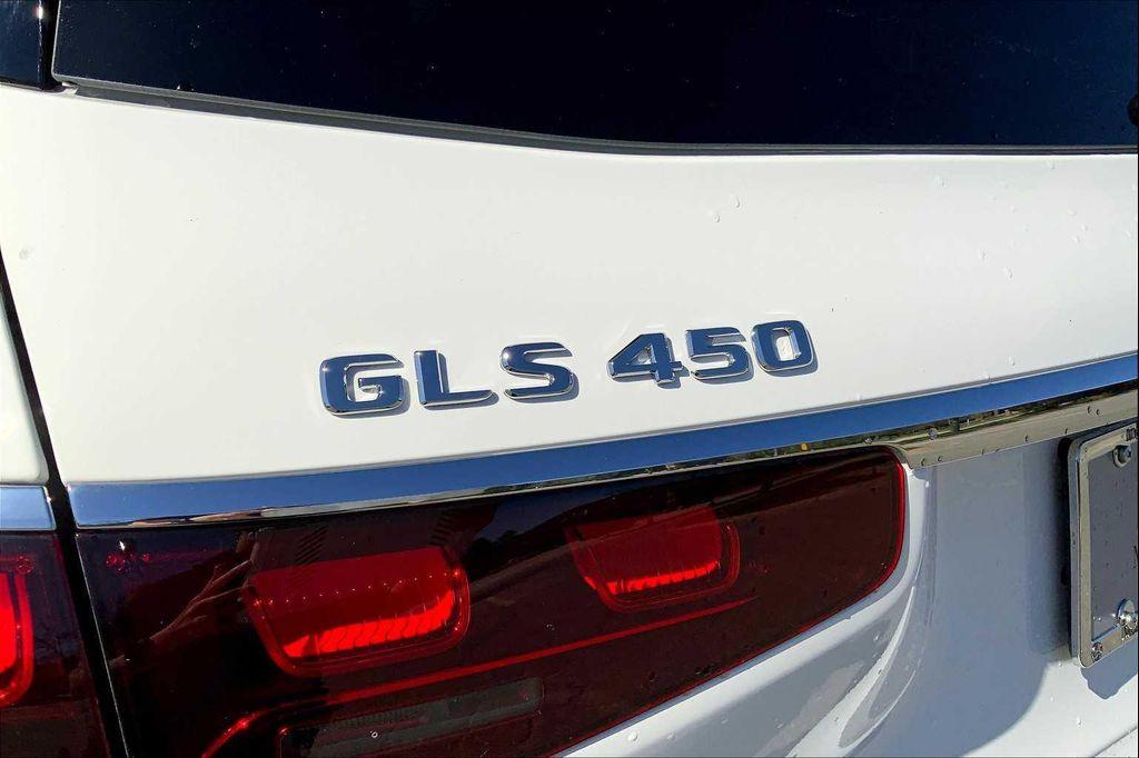 new 2026 Mercedes-Benz GLS 450 car, priced at $101,335