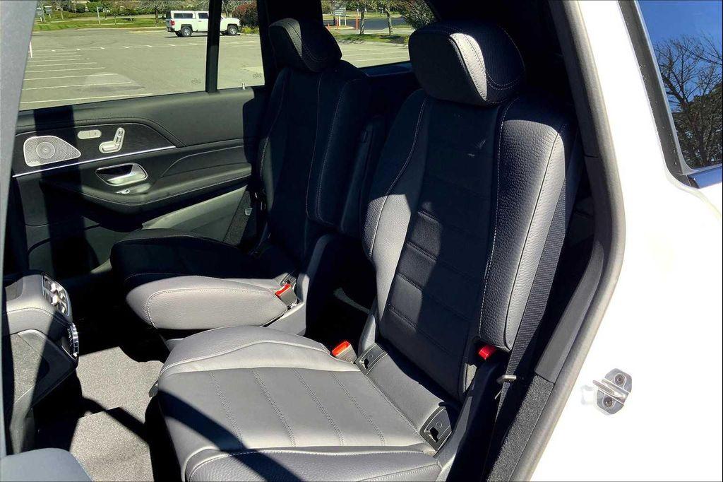 new 2026 Mercedes-Benz GLS 450 car, priced at $101,335