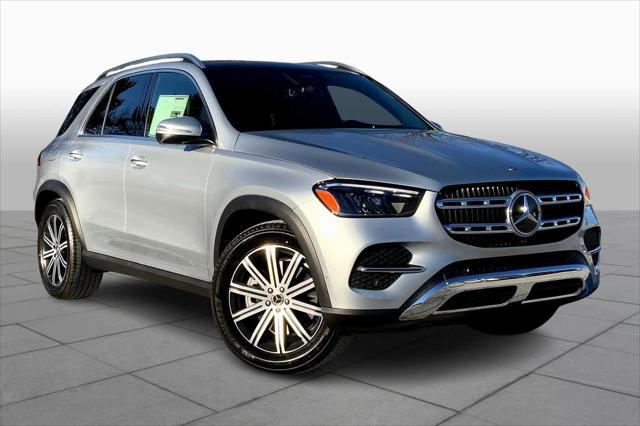 new 2025 Mercedes-Benz GLE 450 car, priced at $75,795