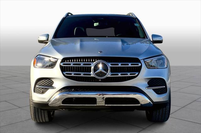 new 2025 Mercedes-Benz GLE 450 car, priced at $75,795