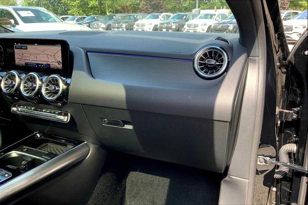 new 2026 Mercedes-Benz GLA 250 car, priced at $54,925