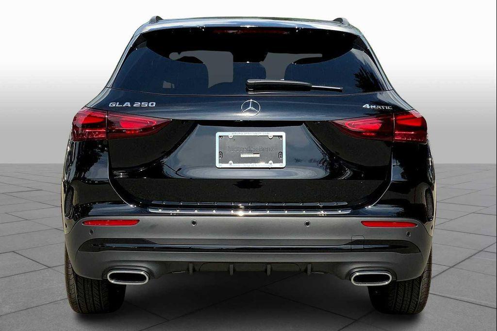 new 2026 Mercedes-Benz GLA 250 car, priced at $54,925