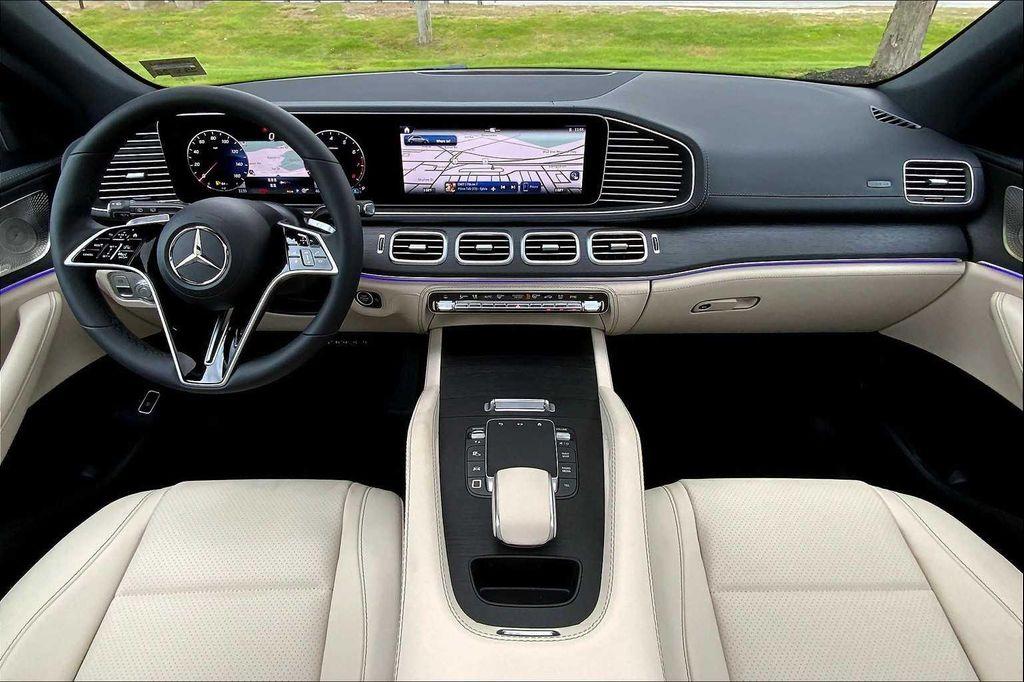 new 2025 Mercedes-Benz GLE 350 car, priced at $76,035
