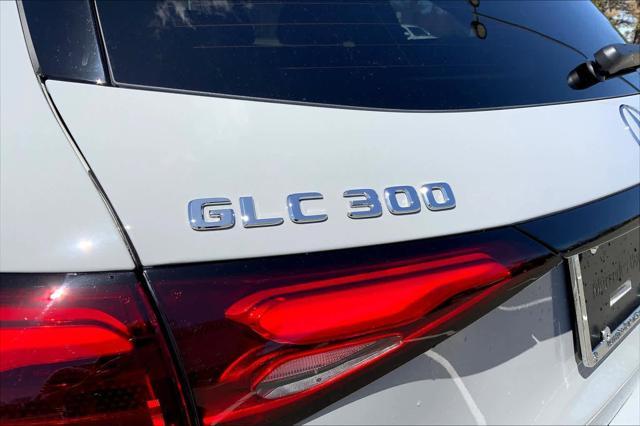 new 2025 Mercedes-Benz GLC 300 car, priced at $62,695