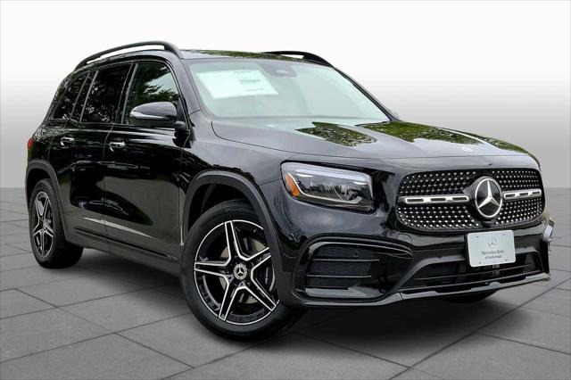 new 2025 Mercedes-Benz GLB 250 car, priced at $57,705