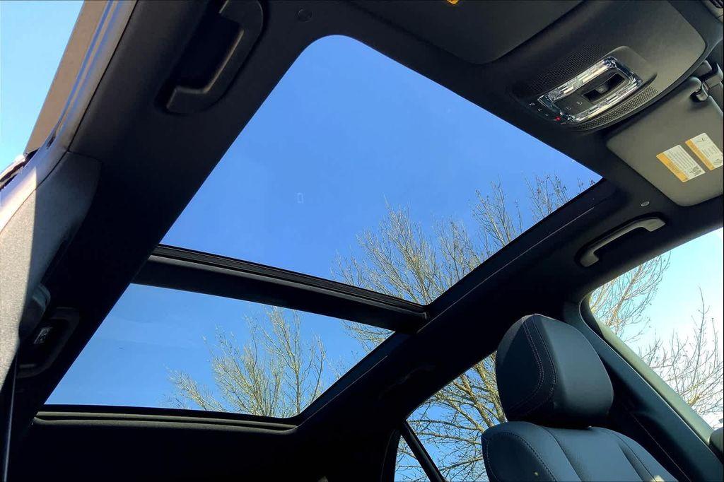 new 2025 Mercedes-Benz GLE 450e car, priced at $80,260