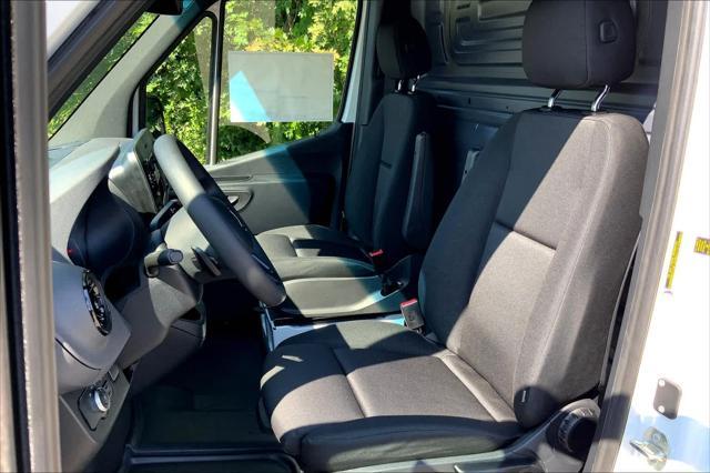 new 2024 Mercedes-Benz Sprinter 2500 car, priced at $55,673