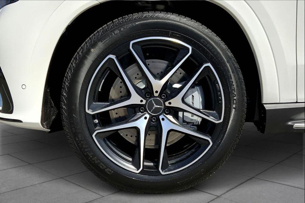 new 2025 Mercedes-Benz AMG GLE 53 car, priced at $97,165