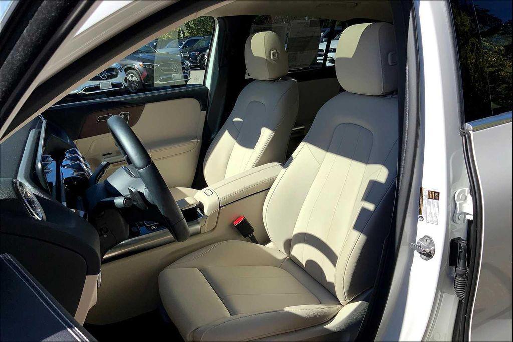 used 2023 Mercedes-Benz GLA 250 car, priced at $33,603
