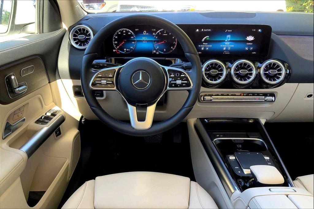 used 2023 Mercedes-Benz GLA 250 car, priced at $33,603