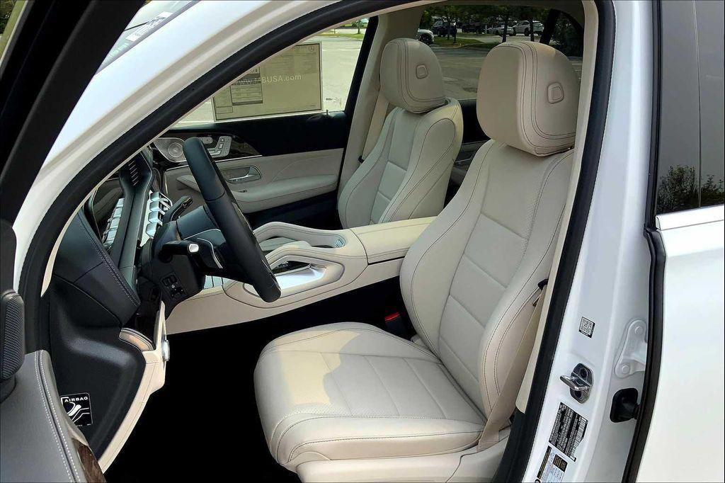 new 2025 Mercedes-Benz GLE 450e car, priced at $80,960