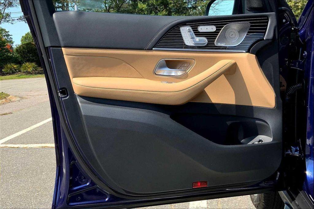 new 2026 Mercedes-Benz GLS 450 car, priced at $114,440