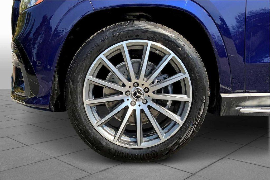 new 2026 Mercedes-Benz GLS 450 car, priced at $114,440
