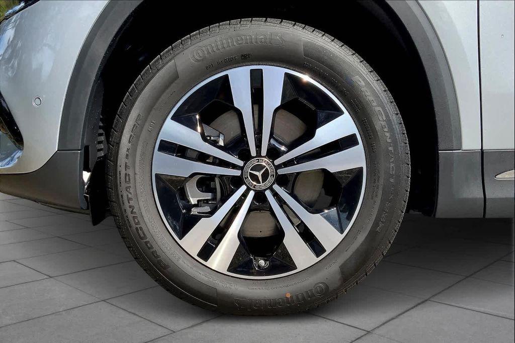 used 2025 Mercedes-Benz GLA 250 car, priced at $46,759
