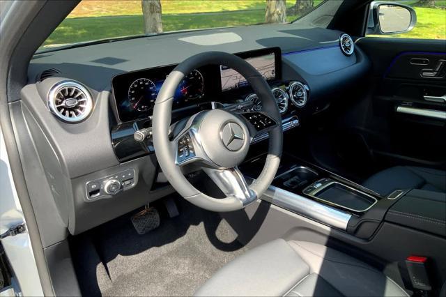 new 2025 Mercedes-Benz GLA 250 car, priced at $51,955