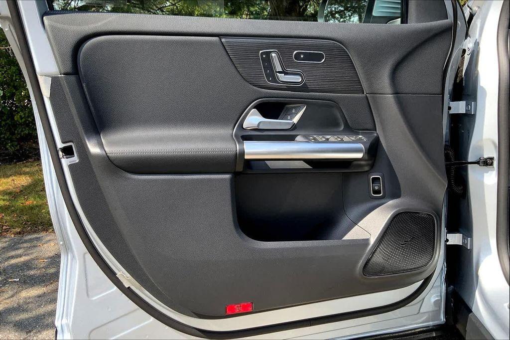 used 2025 Mercedes-Benz GLA 250 car, priced at $46,759