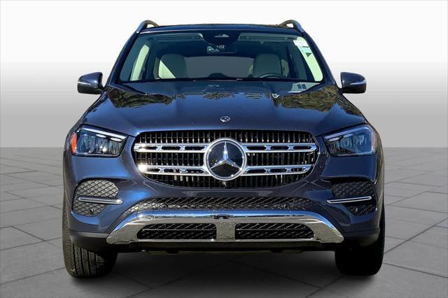 new 2025 Mercedes-Benz GLE 450 car, priced at $78,485