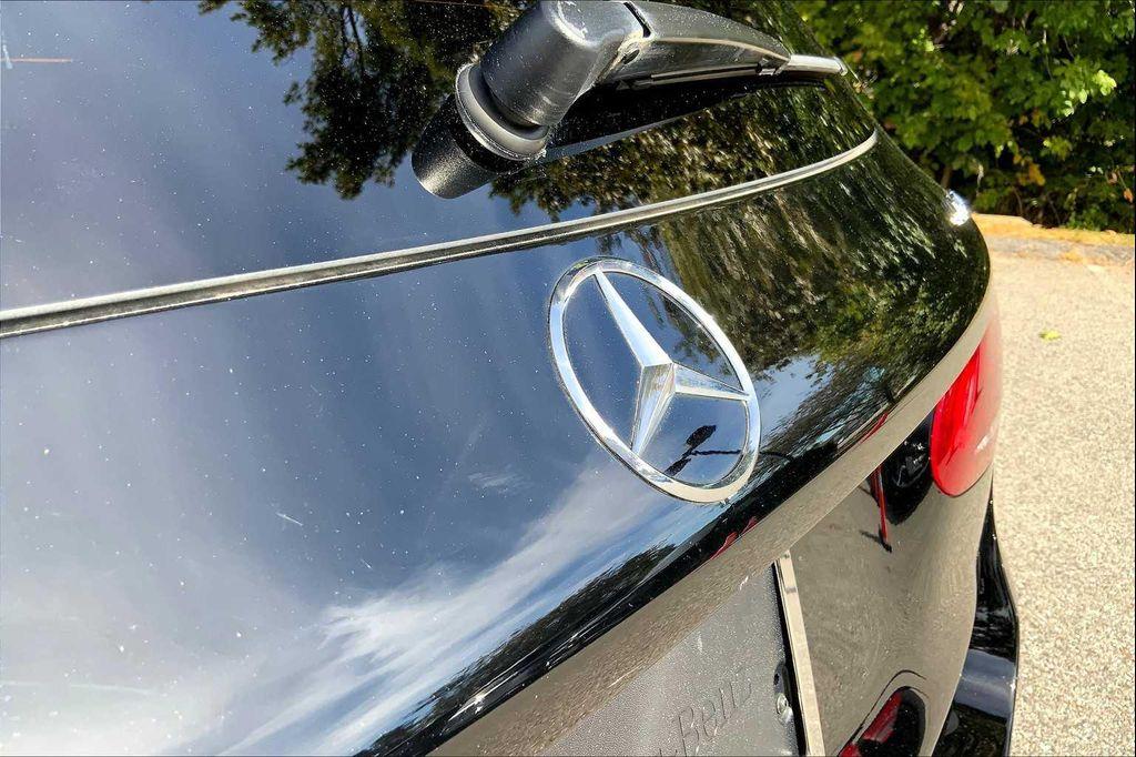 used 2018 Mercedes-Benz GLC 300 car, priced at $19,838