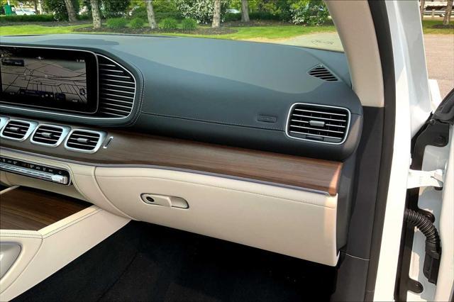 new 2025 Mercedes-Benz GLS 450 car, priced at $99,540