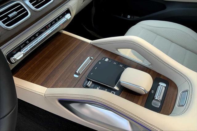 new 2025 Mercedes-Benz GLS 450 car, priced at $99,540