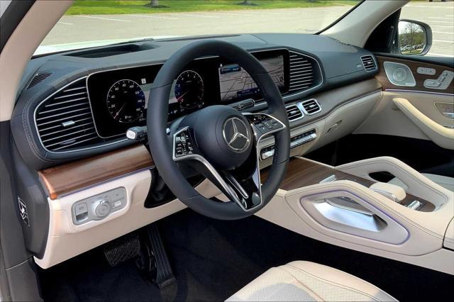 new 2025 Mercedes-Benz GLS 450 car, priced at $99,540