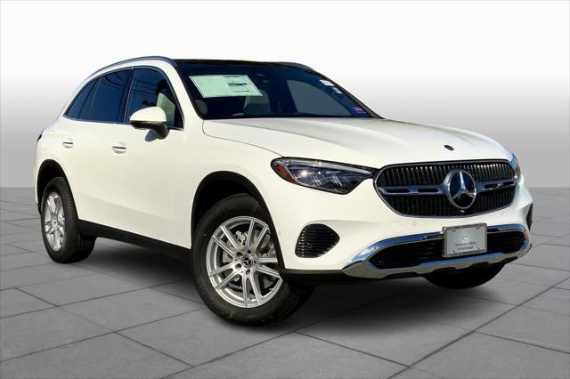 new 2025 Mercedes-Benz GLC 300 car, priced at $54,250