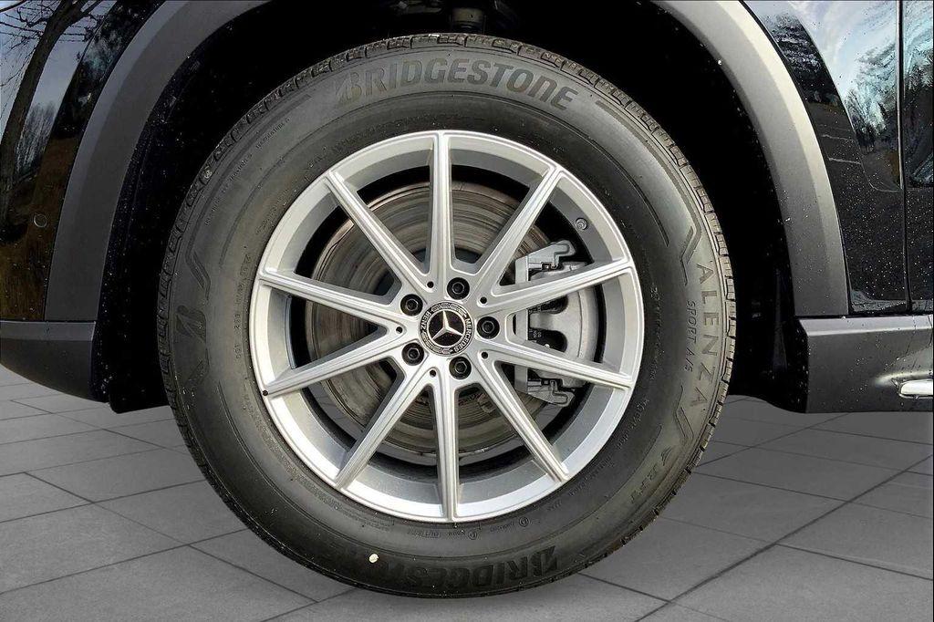 used 2025 Mercedes-Benz GLE 450e car, priced at $69,692