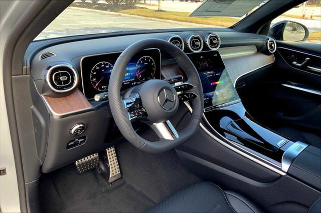 new 2025 Mercedes-Benz GLC 300 car, priced at $57,085