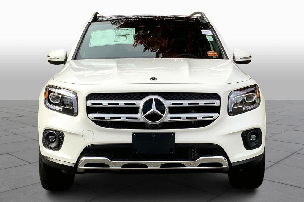 new 2023 Mercedes-Benz GLB 250 car, priced at $52,280