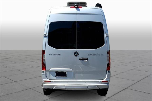 new 2022 Mercedes-Benz Sprinter 2500 car, priced at $182,600