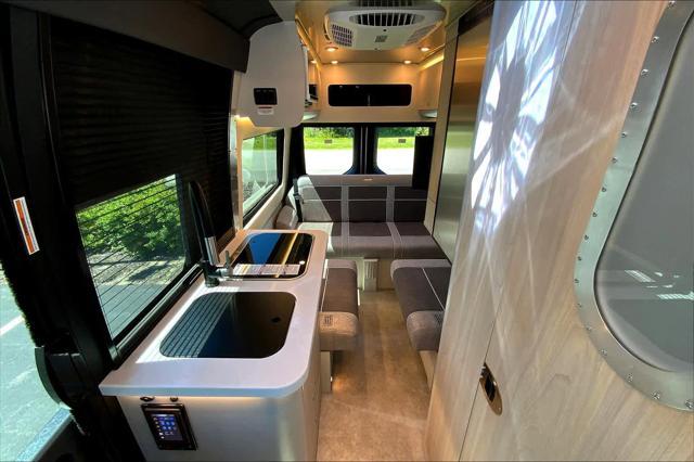 new 2022 Mercedes-Benz Sprinter 2500 car, priced at $182,600