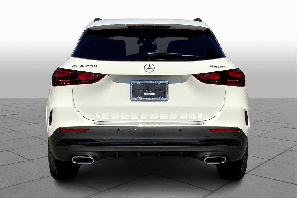 new 2026 Mercedes-Benz GLA 250 car, priced at $54,625