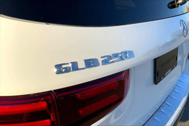 new 2025 Mercedes-Benz GLB 250 car, priced at $51,750