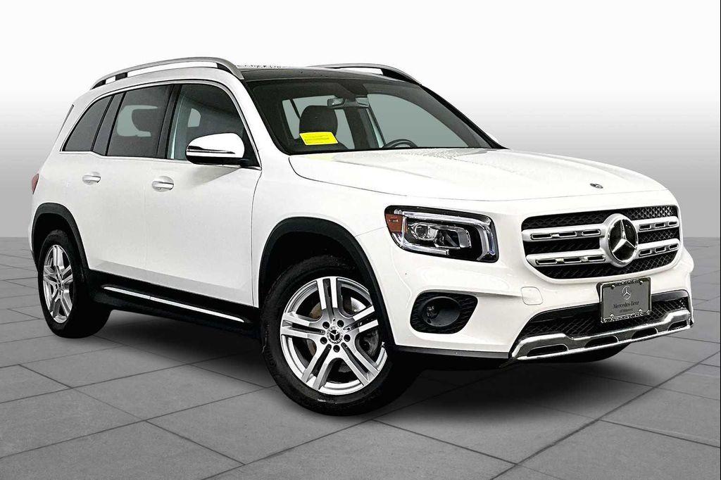 used 2022 Mercedes-Benz GLB 250 car, priced at $28,945