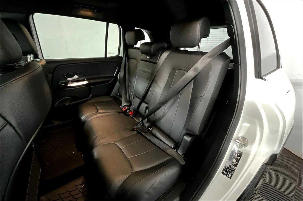 used 2022 Mercedes-Benz GLB 250 car, priced at $28,945