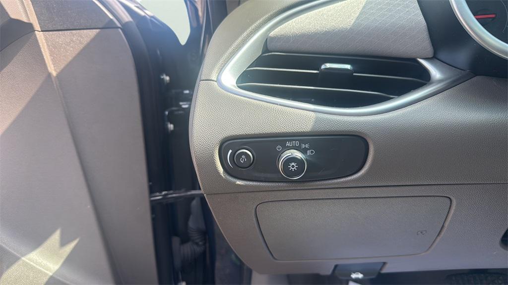 used 2022 Chevrolet Malibu car, priced at $14,919