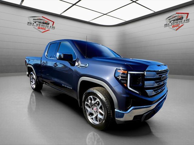 new 2025 GMC Sierra 1500 car, priced at $49,595