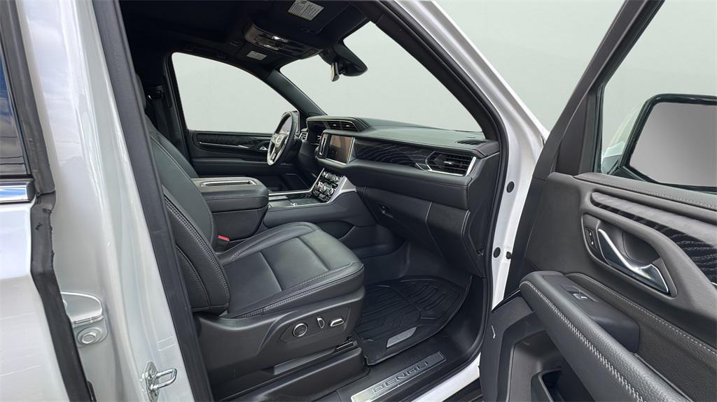 used 2024 GMC Yukon car, priced at $69,955