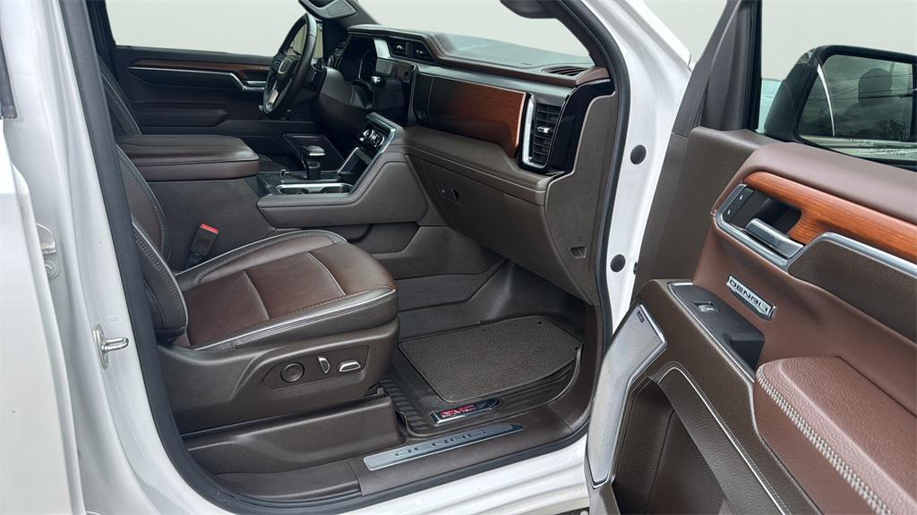 used 2023 GMC Sierra 1500 car, priced at $51,935