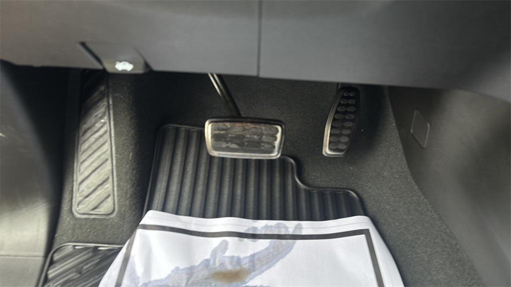 used 2024 Chevrolet Silverado 3500 car, priced at $68,995