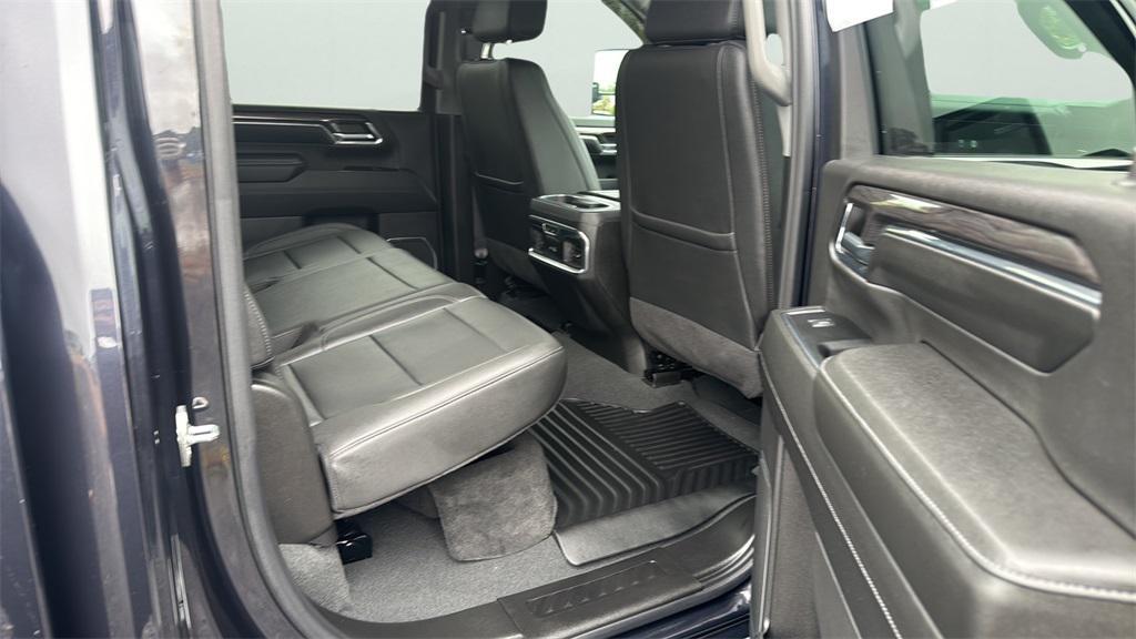 used 2024 Chevrolet Silverado 3500 car, priced at $68,995