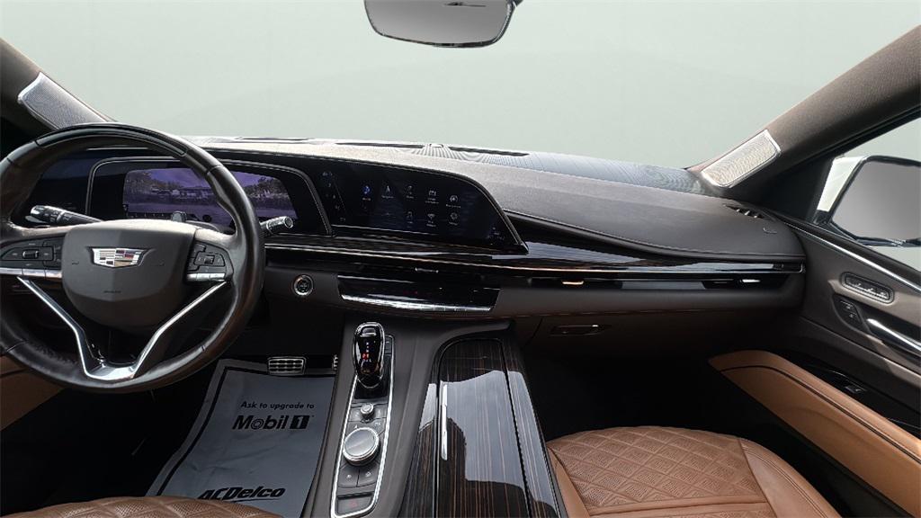 used 2022 Cadillac Escalade ESV car, priced at $64,995