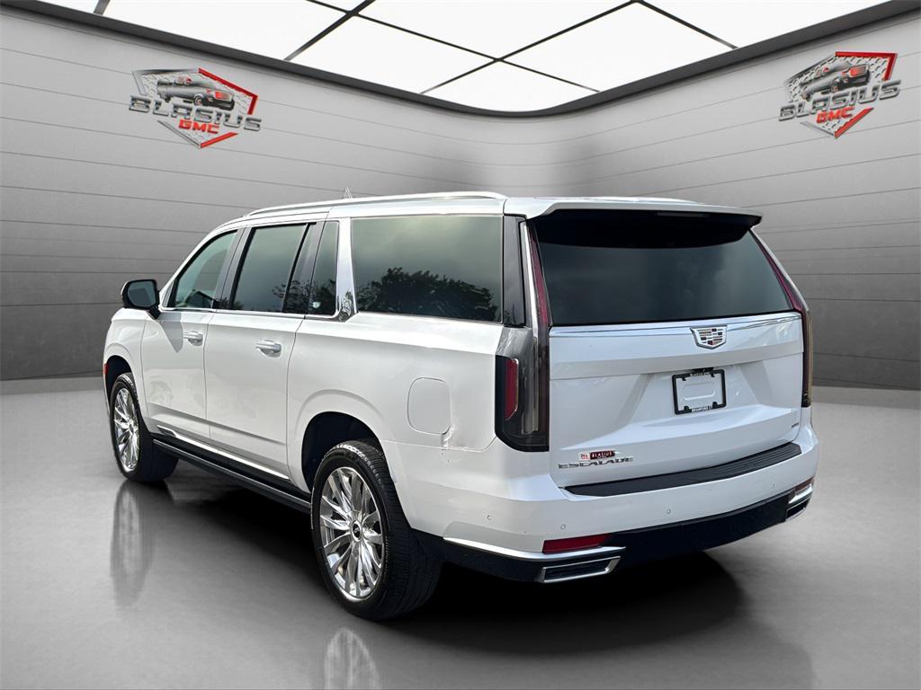 used 2022 Cadillac Escalade ESV car, priced at $64,995