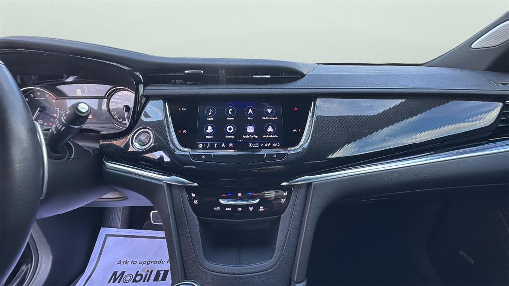 used 2023 Cadillac XT6 car, priced at $42,901