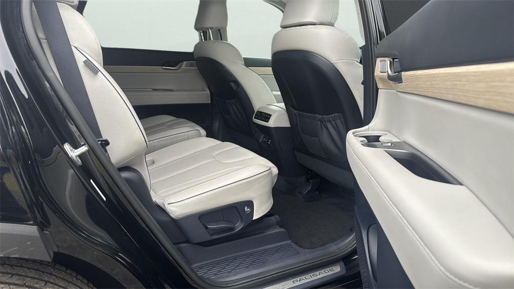 used 2023 Hyundai Palisade car, priced at $33,960