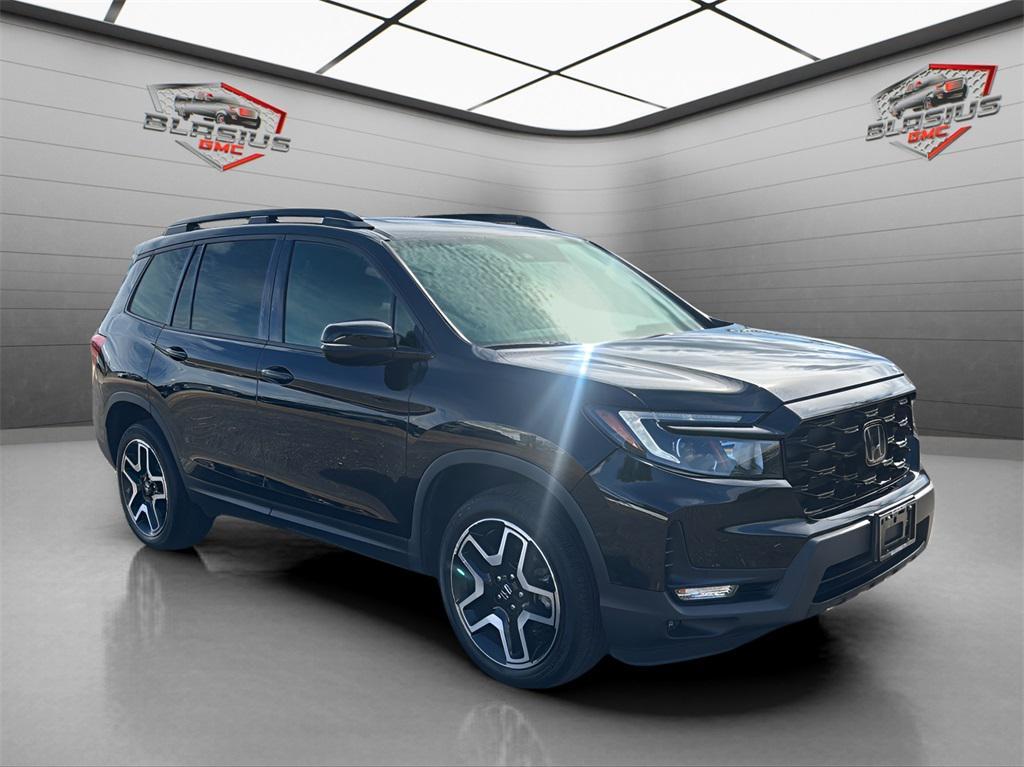 used 2022 Honda Passport car, priced at $33,926
