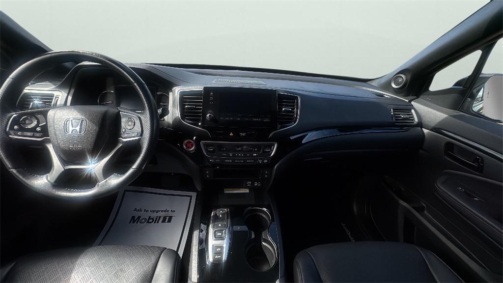 used 2022 Honda Passport car, priced at $33,926