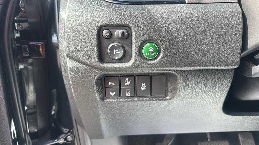 used 2022 Honda Passport car, priced at $33,926