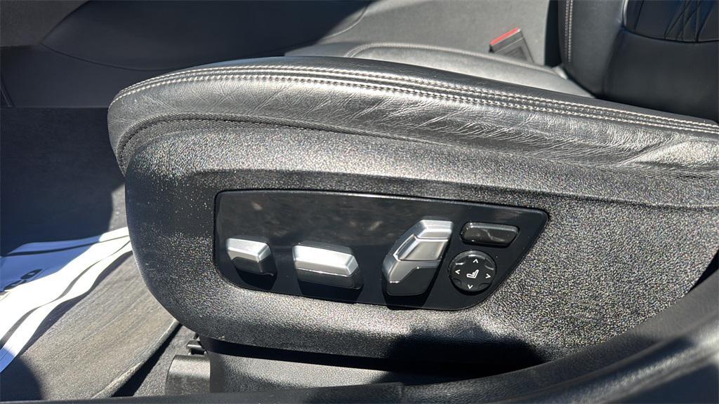 used 2022 BMW M550 car, priced at $48,914