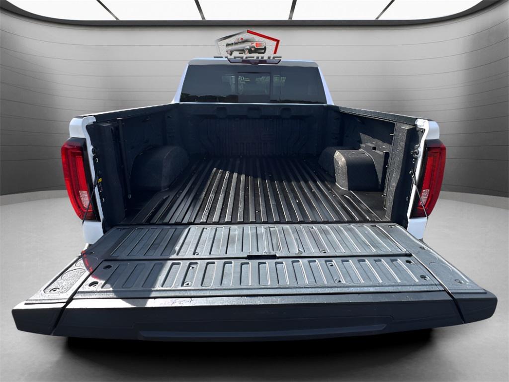 used 2021 GMC Sierra 1500 car, priced at $34,995
